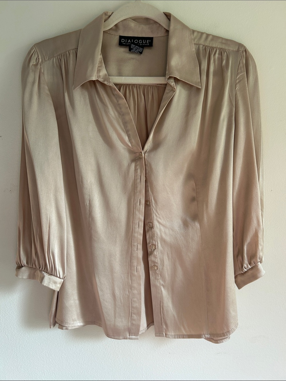 Vintage Dialogue Silk Button-Front Blouse in Light Champagne Size Small